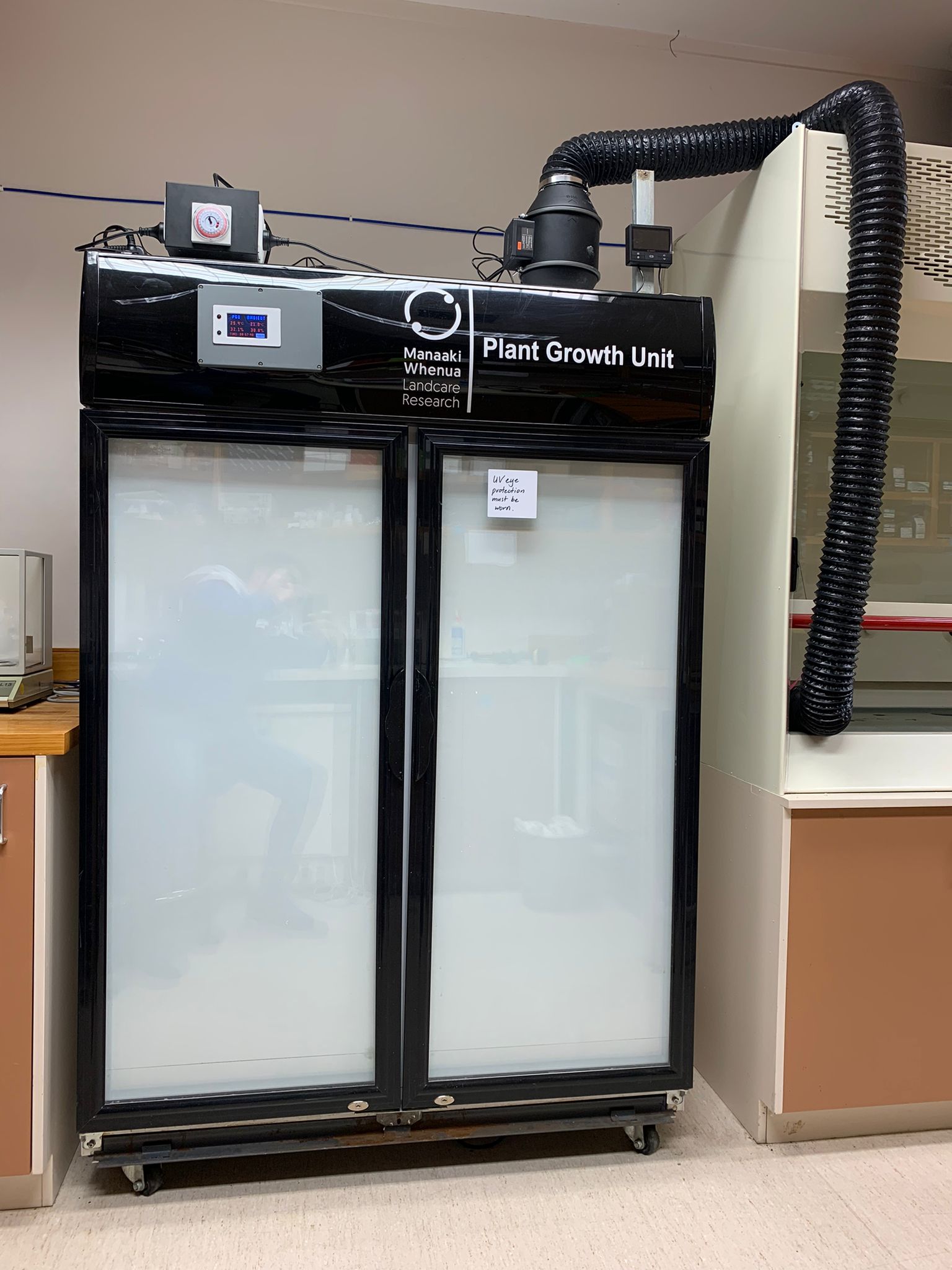 Plant Growth Unit